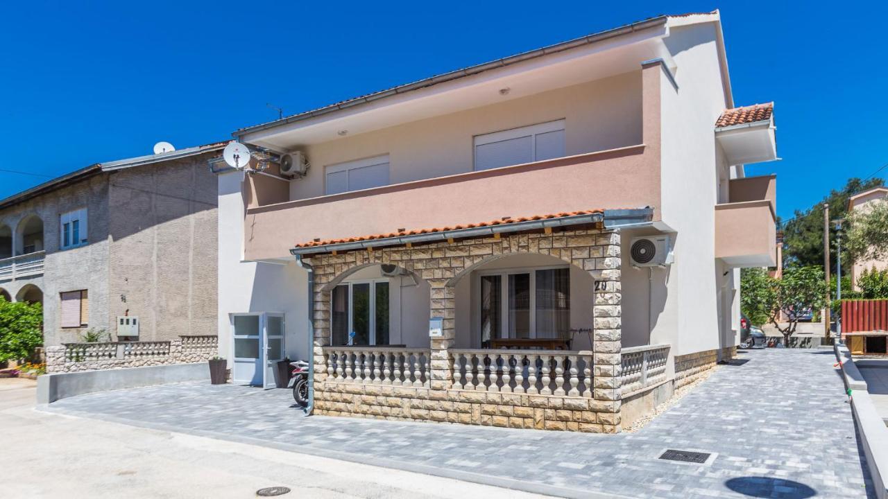 2Sis 2 Apartments Задар Екстер'єр фото